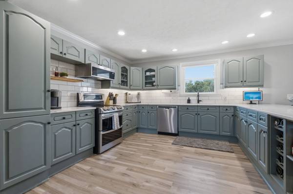 79 Hill St #E, Mount Juliet, TN 37122