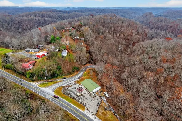11855 Nashville Hwy, Baxter, TN 38544
