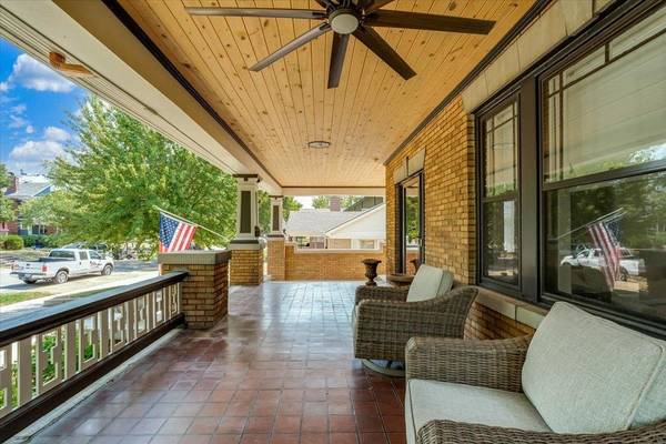 315 N Clifton Ave, Wichita, KS 67208