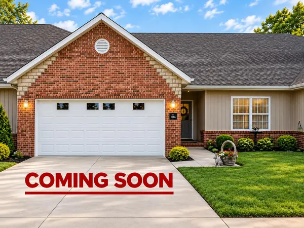 1354 N Sandy Creek CIR #4, Nixa, MO 65714