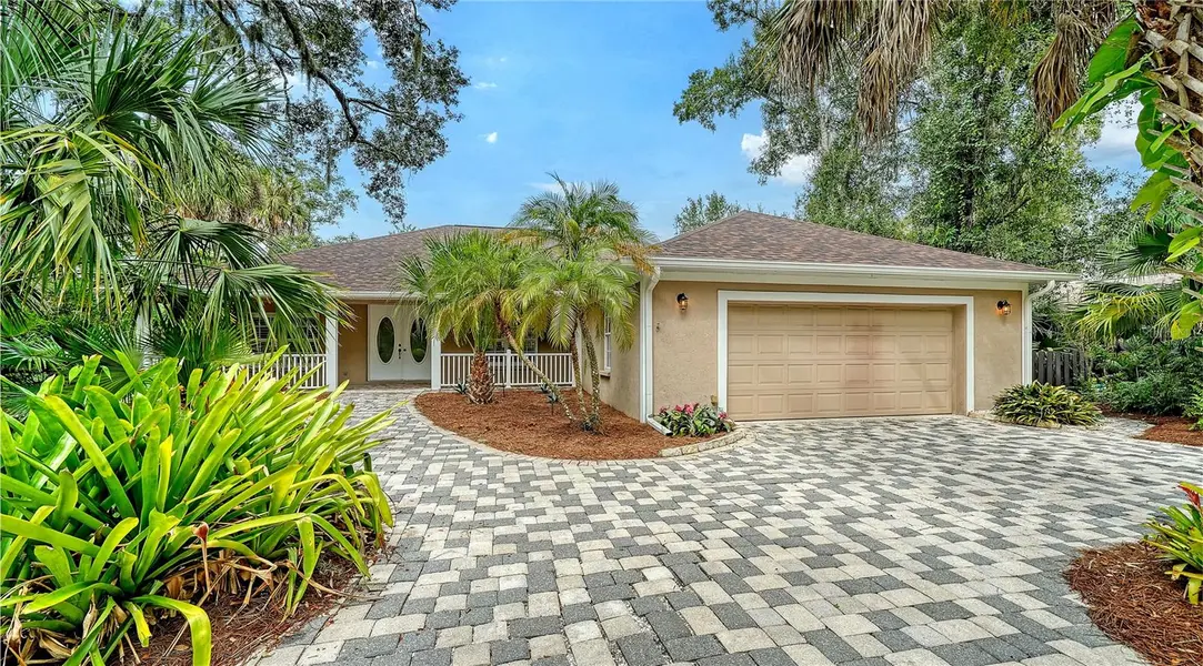2166 SYLVAN LEA DR, Sarasota, FL 34240