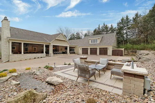 1721 Sunny Slope LN, Manhattan, KS 66502