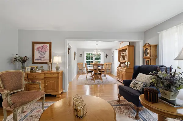 49 Millstream CT, Pawling, NY 12564