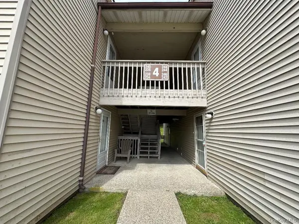 248 Concord LN, Middletown, NY 10940