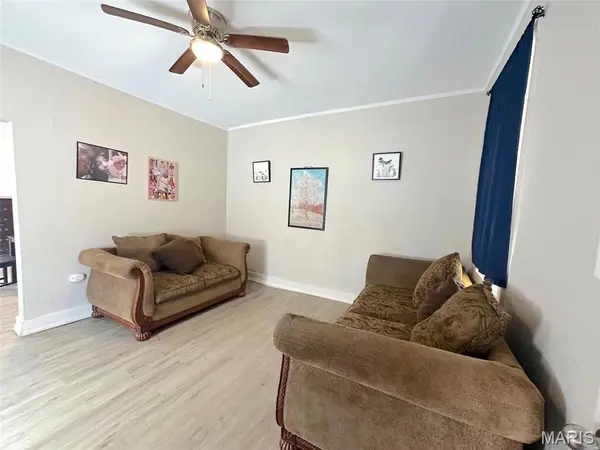 6115 Colorado AVE, St Louis, MO 63111