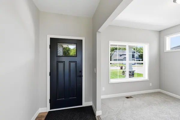 752 Rosebud LN, Delano, MN 55328