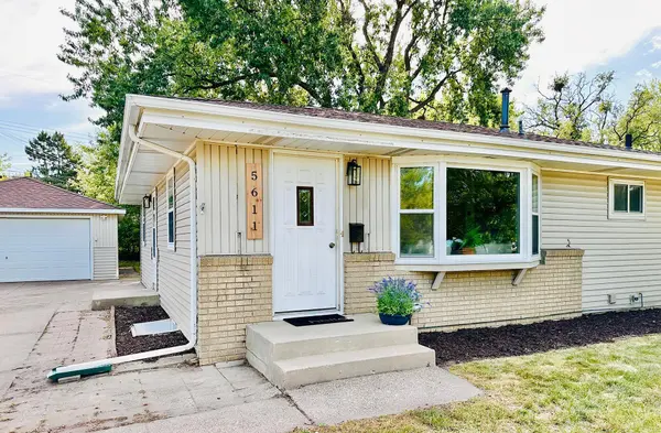 5611 6th ST NE, Fridley, MN 55432