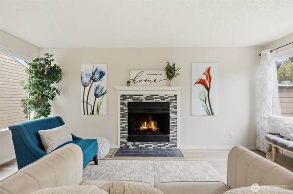 2630 Club Court #102, Mount Vernon, WA 98273