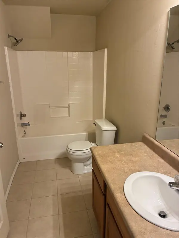11011 SW 5th ST, Yukon, OK 73099