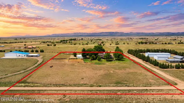 3900 W Runway RD, Paulden, AZ 86334