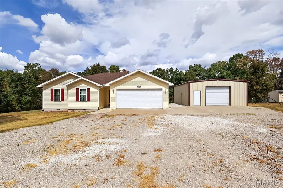 13587 Grouse LN, Lebanon, MO 65536