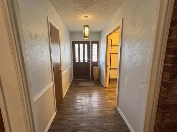 528 Marcus Drive, Lewisville, TX 75057