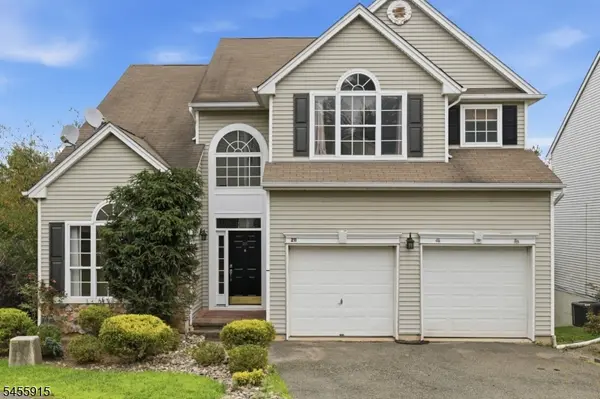 211 Winding Hill Dr, Mount Olive Twp., NJ 07840
