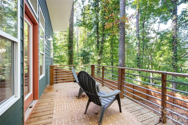59 Country Cove CT, Leicester, NC 28748