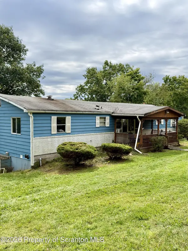 597 Lilly Lake RD, Wapwallopen, PA 18660