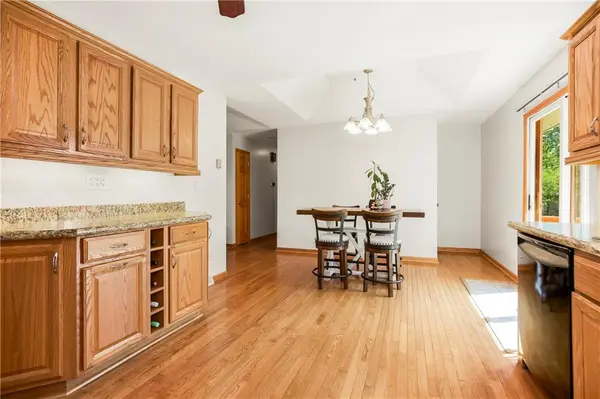 1019 NE 112th TER, Kansas City, MO 64155