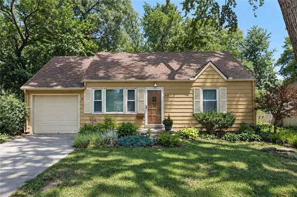 4813 Canterbury ST, Roeland Park, KS 66205