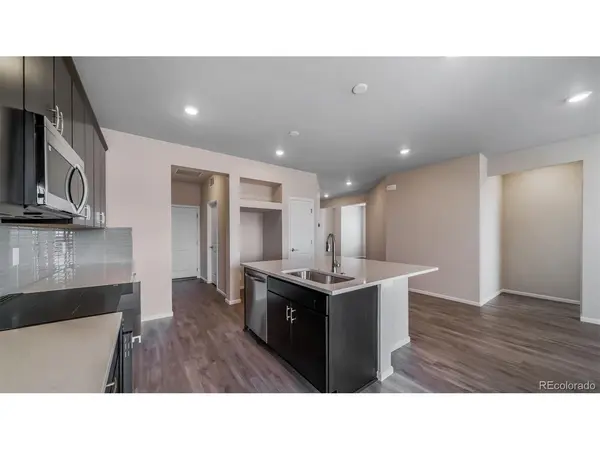 4982 N Tempe, Aurora, CO 80019