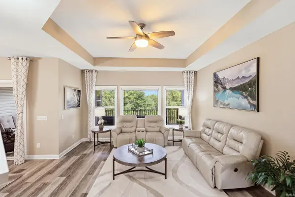 2880 Farrah XING, Fort Wayne, IN 46818-9275