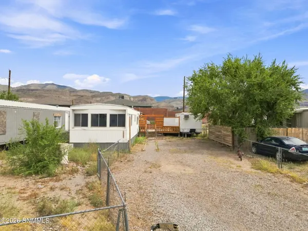 1307 Casady DR, Alamogordo, NM 88310