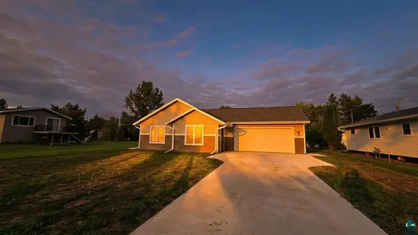 6528 John Ave, Superior, WI 54880-4177