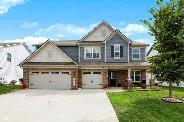 2447 S Copperstone DR, New Palestine, IN 46163