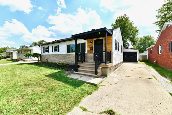 129 E McKenzie RD, Greenfield, IN 46140