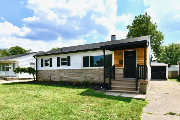 129 E McKenzie RD, Greenfield, IN 46140