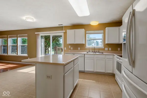 5455 Reston DR, Plainfield, IN 46168