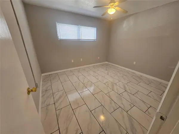 460 BASE AVE E #110, Venice, FL 34285