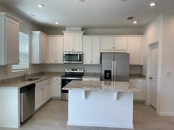 1136 LAKESHORE BREEZE PL, Kissimmee, FL 34747