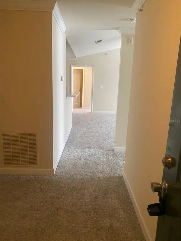 18123 STERLING GATE CIR #18123, Tampa, FL 33647