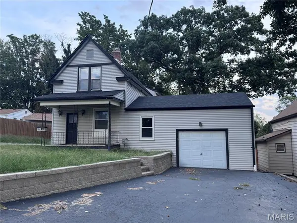 7149 Brompton SQ, Maplewood, MO 63143