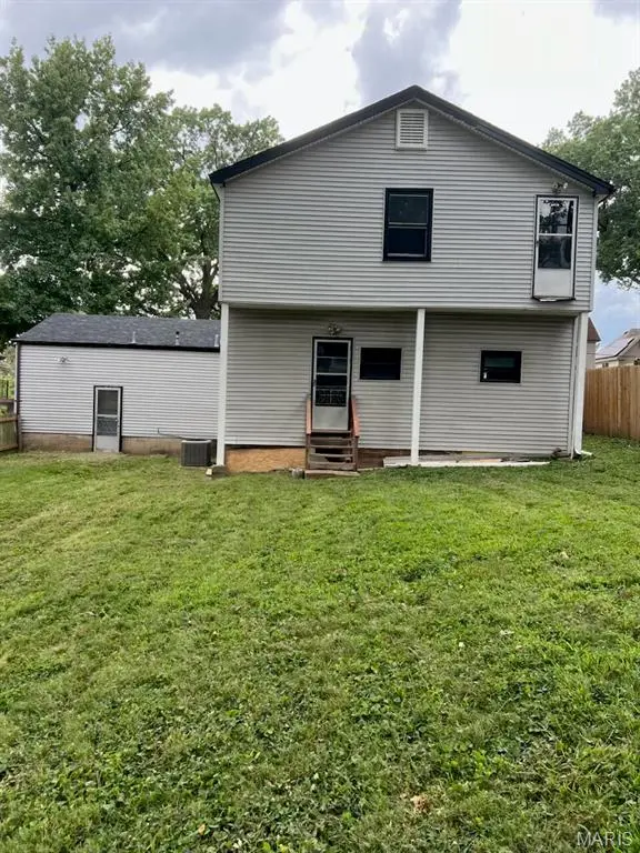 7149 Brompton SQ, Maplewood, MO 63143