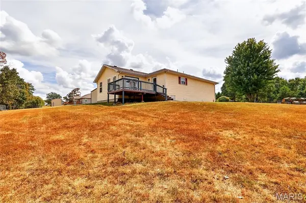 13587 Grouse LN, Lebanon, MO 65536