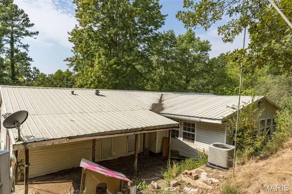 6186 Highway, Fredericktown, MO 63645