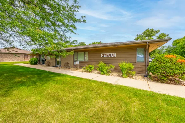 402 W Boughton RD #402A, Bolingbrook, IL 60440