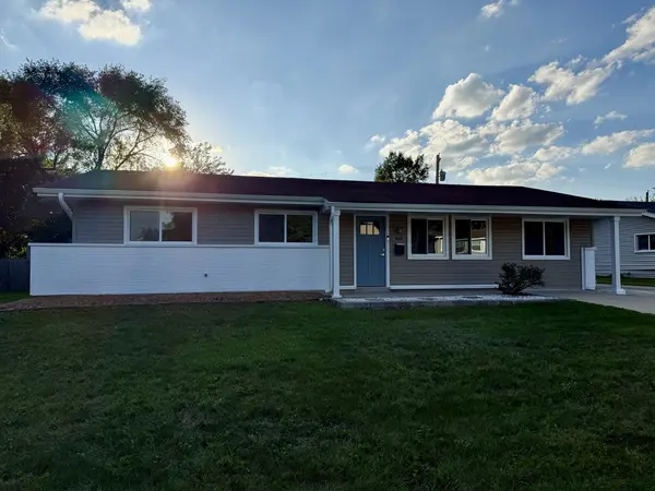 1420 Cooper RD, Hoffman Estates, IL 60169
