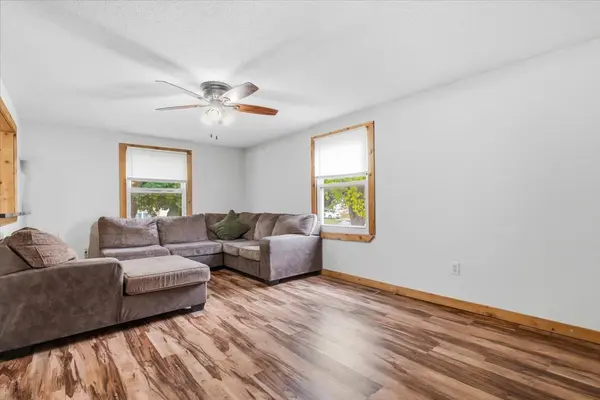 4206 Gregory DR, Zion, IL 60099