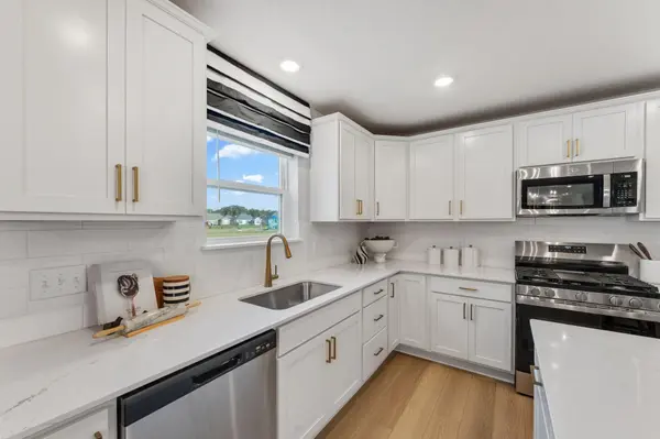 1141 Annagaire Curve, Rosemount, MN 55068