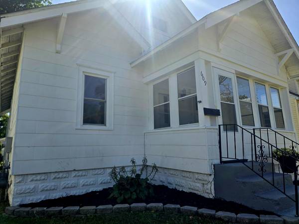 609 9th AVE SW, Austin, MN 55912