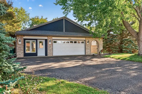 998 99th LN NE, Blaine, MN 55434
