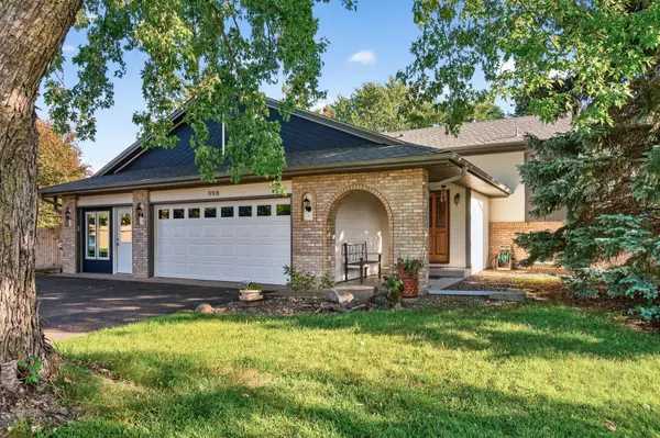 998 99th LN NE, Blaine, MN 55434