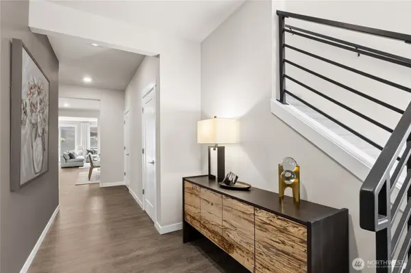 4971 237th CT SE #18, Issaquah, WA 98029