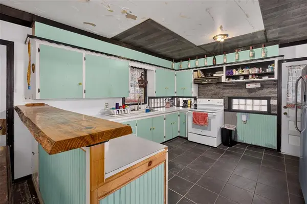 205 SW 6th ST, Lindsay, OK 73052