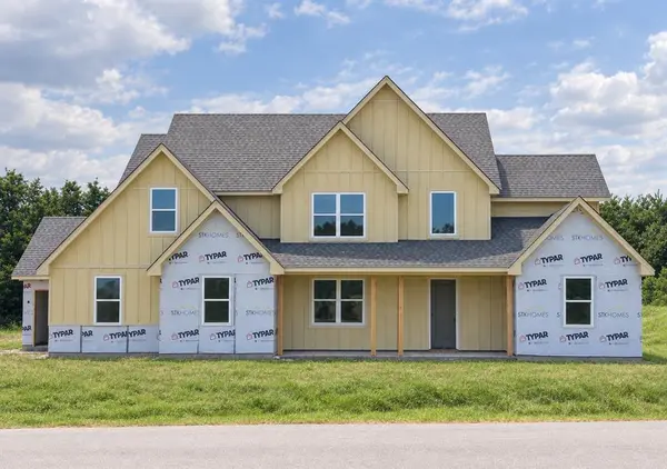 8371 Autumn Blaze DR, Blanchard, OK 73010
