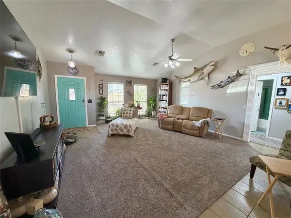 117 Carter RD, Elk City, OK 73644