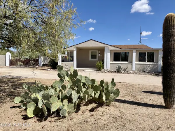 23895 W Cannon DR, Congress, AZ 85332