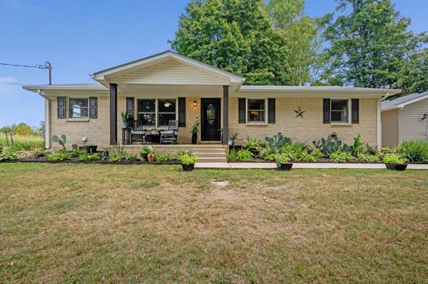 818 Dale Ridge Rd, Dowelltown, TN 37059
