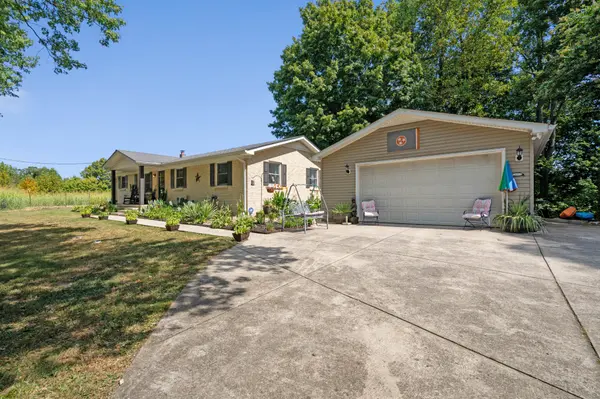 818 Dale Ridge Rd, Dowelltown, TN 37059